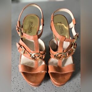 Michael Kors Tan Leather Logo Wedge Sandals Gold Hardware Size 7.